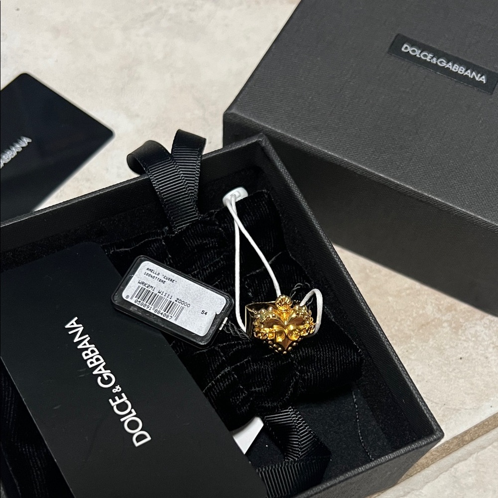 Authentic Dolce & Gabbana Gold Heart Ring